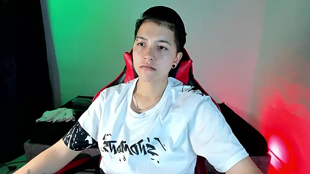 Snapshot of nicocoox chatting on November 2025 02:00:01 AM nicocoox online show from November 2025 02:00:01 AM