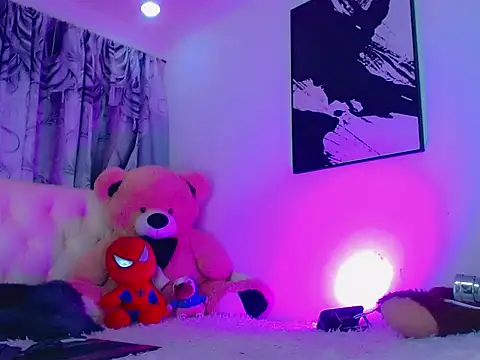 Julia Bulette1 online show from December 2025 02:48:01 PM