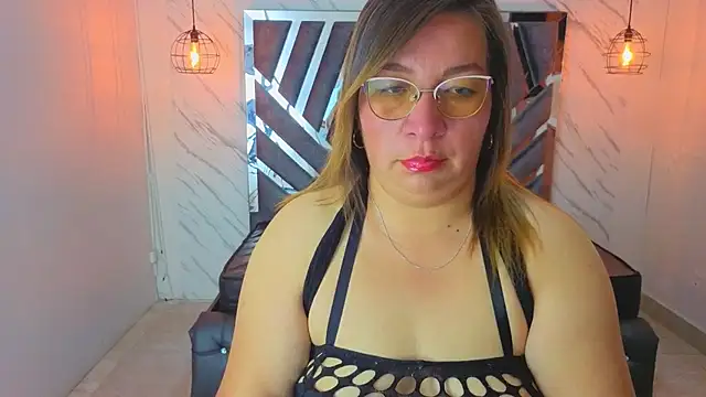 MaylinRosse  online show from June 2026 06:19:01 PM