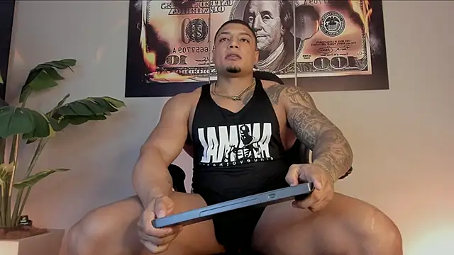 Snapshot of chrizmacgregor chatting on February 2026 02:19:02 AM chrizmacgregor online show from February 2026 02:19:02 AM