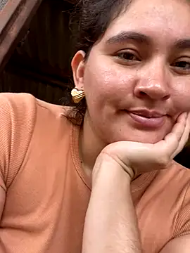 Snapshot of lunasexyhot18 chatting on October 2025 05:25:02 PM lunasexyhot18 online show from October 2025 05:25:02 PM