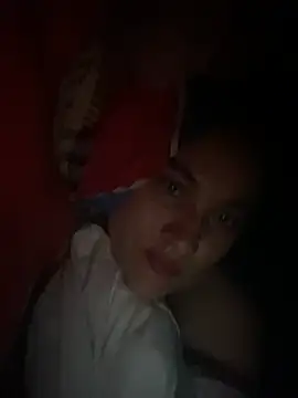 Snapshot of lunasexyhot18 chatting on October 2025 06:19:02 AM lunasexyhot18 online show from October 2025 06:19:02 AM