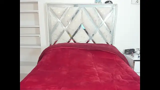 Snapshot of DemianSalvatore chatting on October 2025 05:00:01 PM DemianSalvatore online show from October 2025 05:00:01 PM