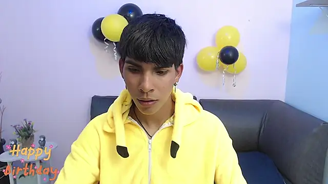 Snapshot of David_925_ chatting on September 2025 05:11:02 AM David 925 online show from September 2025 05:11:02 AM