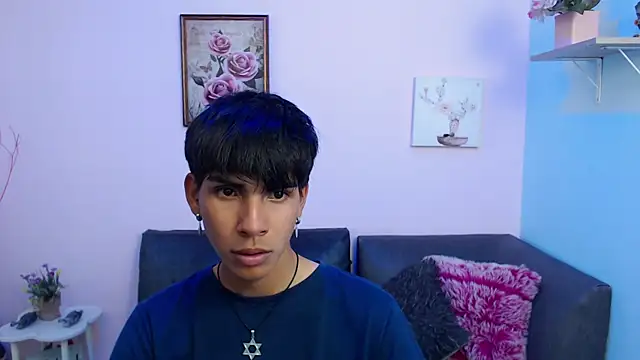 Snapshot of David_925_ chatting on September 2025 08:58:01 PM David 925 online show from September 2025 08:58:01 PM