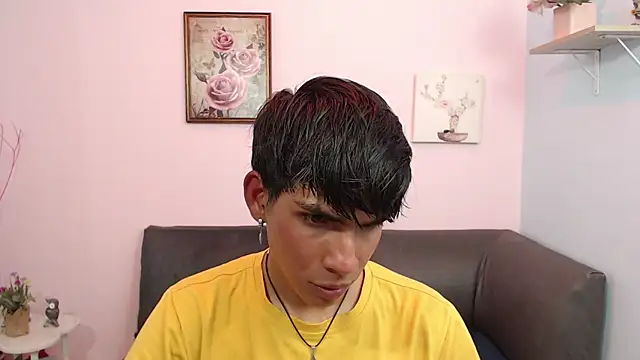 Snapshot of David_925_ chatting on October 2025 04:42:01 AM David 925 online show from October 2025 04:42:01 AM