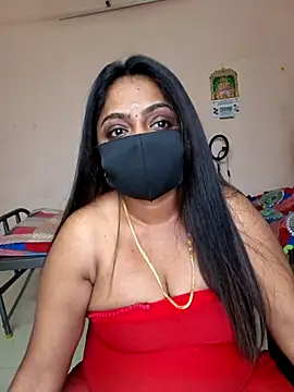 queendivya online show from May 2026 01:00:01 AM