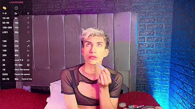 Erick Velveth online show from November 2025 05:27:02 AM