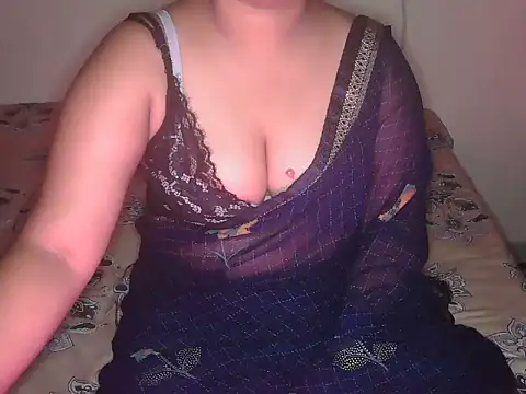 Snapshot of bold_kiara chatting on May 2026 05:01:02 AM bold kiara online show from May 2026 05:01:02 AM
