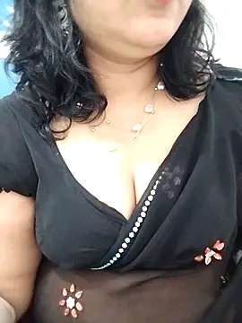 Snapshot of divya-jannu chatting on November 2025 06:04:02 PM divya-jannu online show from November 2025 06:04:02 PM