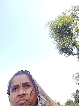 Snapshot of Hot_reshmaji chatting on November 2025 06:05:01 AM Hot reshmaji online show from November 2025 06:05:01 AM