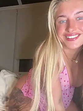 BabyBluexox online show from February 2026 06:50:01 PM