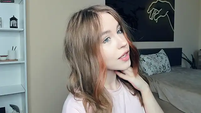 MaliaBourraine online show from May 2026 07:24:02 AM