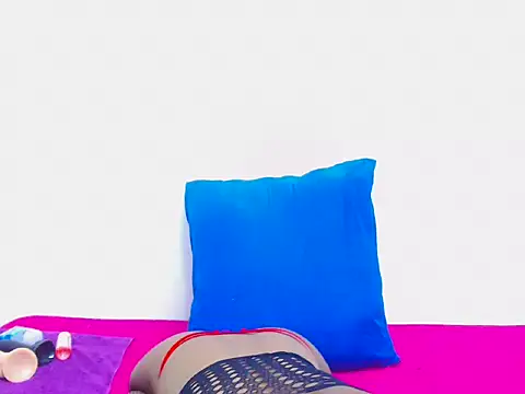 SexyCloe45 online show from February 2026 05:28:02 PM