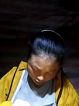 clara-cute online show from October 2025 09:25:02 PM