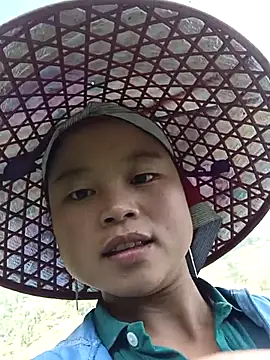 clara-cute online show from October 2025 12:58:01 AM