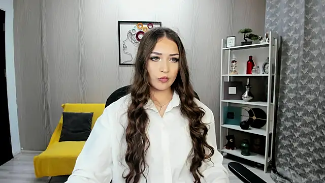 EllaClarke online show from June 2026 09:51:02 AM