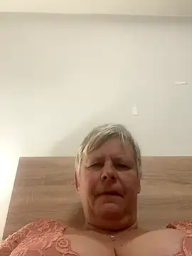 Snapshot of VyC7564 chatting on October 2025 10:52:02 PM VyC7564 online show from October 2025 10:52:02 PM