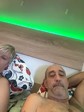 Snapshot of VyC7564 chatting on November 2025 09:30:01 AM VyC7564 online show from November 2025 09:30:01 AM