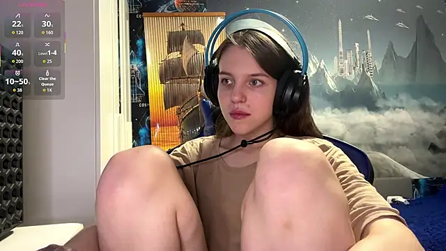 Snapshot of Elira_Breeze chatting on March 2026 06:03:02 PM Elira Breeze online show from March 2026 06:03:02 PM