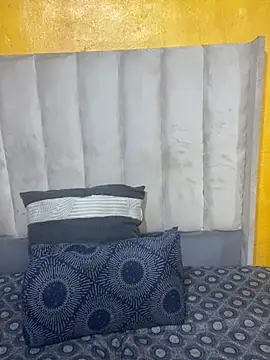 SexyBear012 online show from October 2025 07:58:02 PM