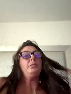 Snapshot of Rileyxxx69 chatting on September 2025 08:20:01 PM Rileyxxx69 online show from September 2025 08:20:01 PM