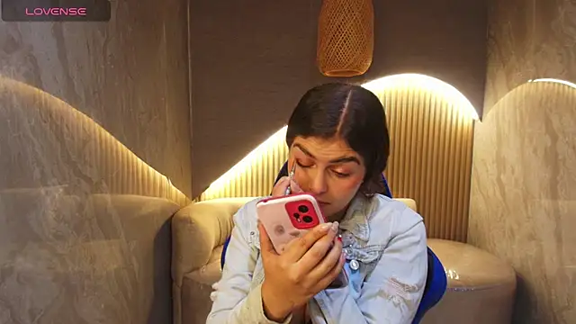 dany r  online show from October 2025 12:34:02 PM