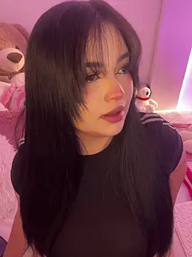 Snapshot of Mericute_ chatting on February 2026 01:46:01 AM Mericute online show from February 2026 01:46:01 AM