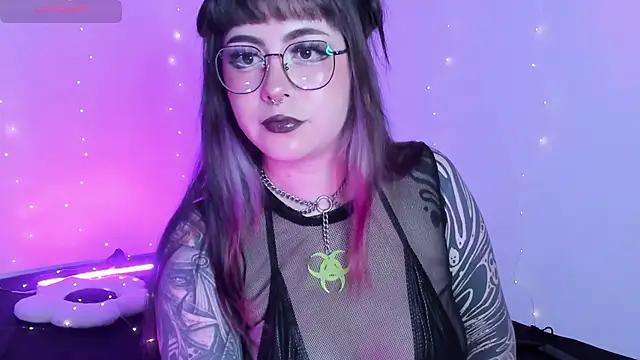 Hallucigenia  online show from March 2026 08:45:02 PM