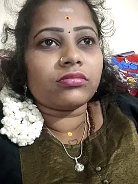 Snapshot of sweetqueen143 chatting on November 2025 05:22:01 PM sweetqueen143 online show from November 2025 05:22:01 PM