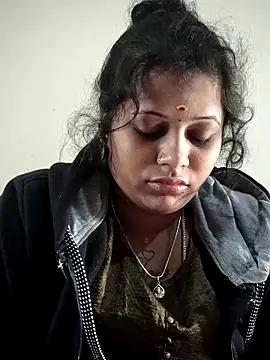 Snapshot of sweetqueen143 chatting on December 2025 02:17:02 AM sweetqueen143 online show from December 2025 02:17:02 AM