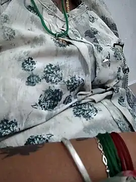 Snapshot of sweetqueen143 chatting on February 2026 05:16:02 AM sweetqueen143 online show from February 2026 05:16:02 AM