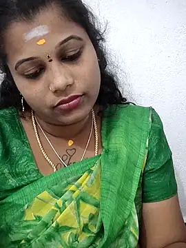 Snapshot of sweetqueen143 chatting on February 2026 11:14:01 AM sweetqueen143 online show from February 2026 11:14:01 AM