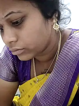 Snapshot of sweetqueen143 chatting on February 2026 08:32:01 AM sweetqueen143 online show from February 2026 08:32:01 AM