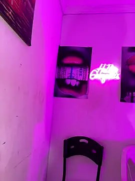 becca wilsson online show from November 2025 10:04:02 AM