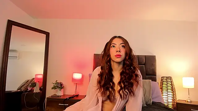 Aliccecullen online show from December 2025 12:14:02 PM