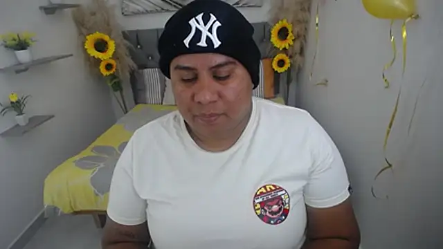 hotlesby valery online show from October 2025 07:25:02 PM