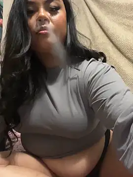 Snapshot of kiaradanielaxx chatting on November 2025 06:45:02 AM kiaradanielaxx online show from November 2025 06:45:02 AM