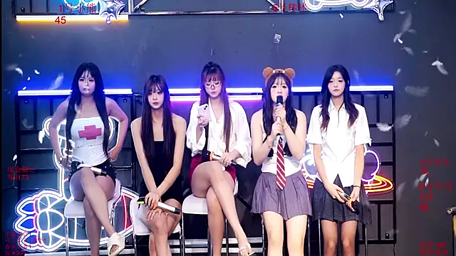 Snapshot of Shinygirls_777 chatting on September 2025 12:36:02 AM Shinygirls 777 online show from September 2025 12:36:02 AM