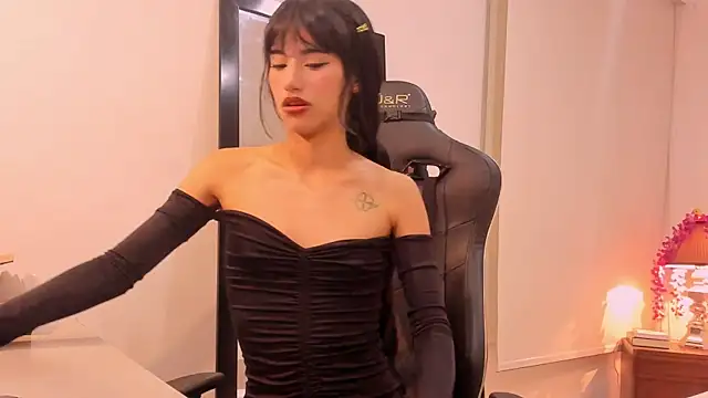 Rouse Monroe online show from September 2025 05:01:02 AM