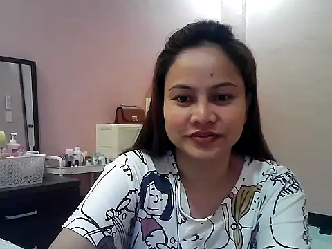 Snapshot of Amarrahlyn chatting on April 2026 09:41:02 PM Amarrahlyn online show from April 2026 09:41:02 PM