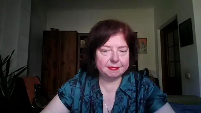 Violet Pulse online show from May 2026 01:05:01 PM