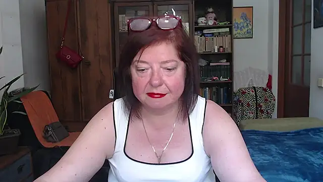 Violet Pulse online show from June 2026 12:55:01 PM