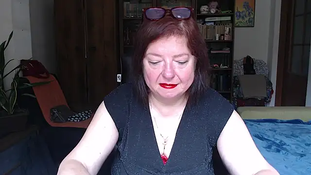 Violet Pulse online show from July 2026 07:25:01 AM