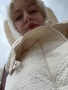 RonnieKiss online show from October 2025 03:58:02 AM