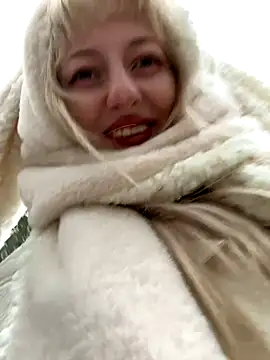 RonnieKiss online show from October 2025 04:45:01 AM