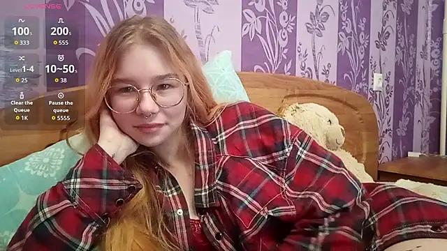 Snapshot of Lutangogansit chatting on February 2026 03:43:02 AM Lutangogansit online show from February 2026 03:43:02 AM