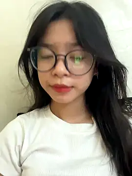 Snapshot of mau15_ chatting on September 2025 08:06:02 AM mau15 online show from September 2025 08:06:02 AM