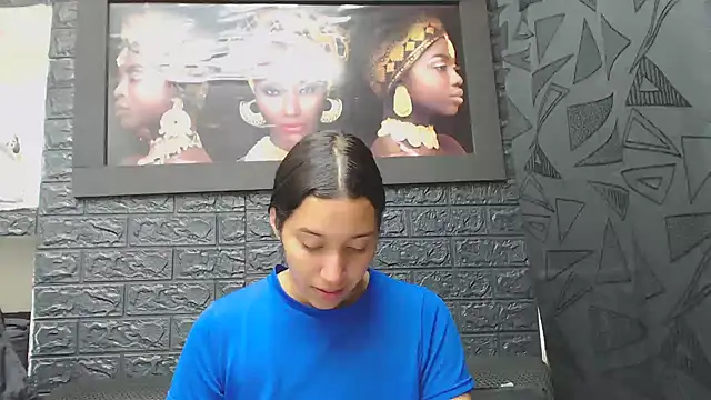 Lil Rose2006 online show from January 2026 12:32:01 PM