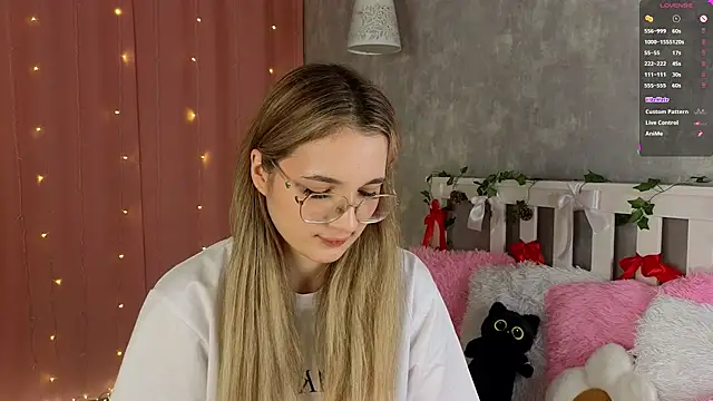 vivyboo111 online show from February 2026 07:20:01 PM